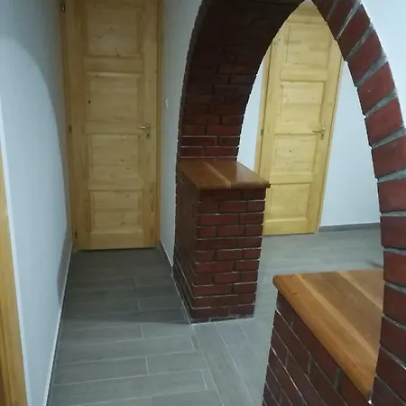 Voeroes Macska Vendeghaz Szentkirályszabadja